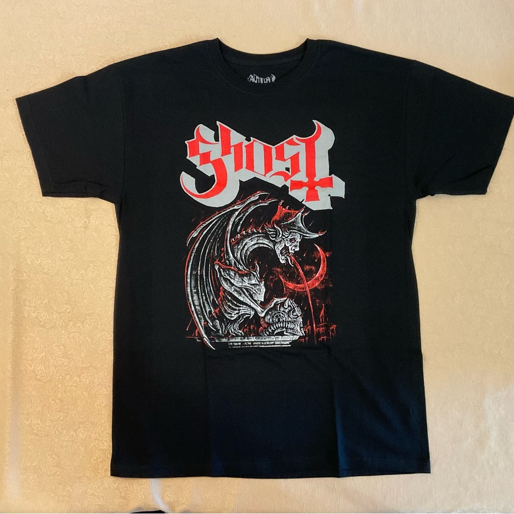 Ghost Graphic T-Shirt NWOT